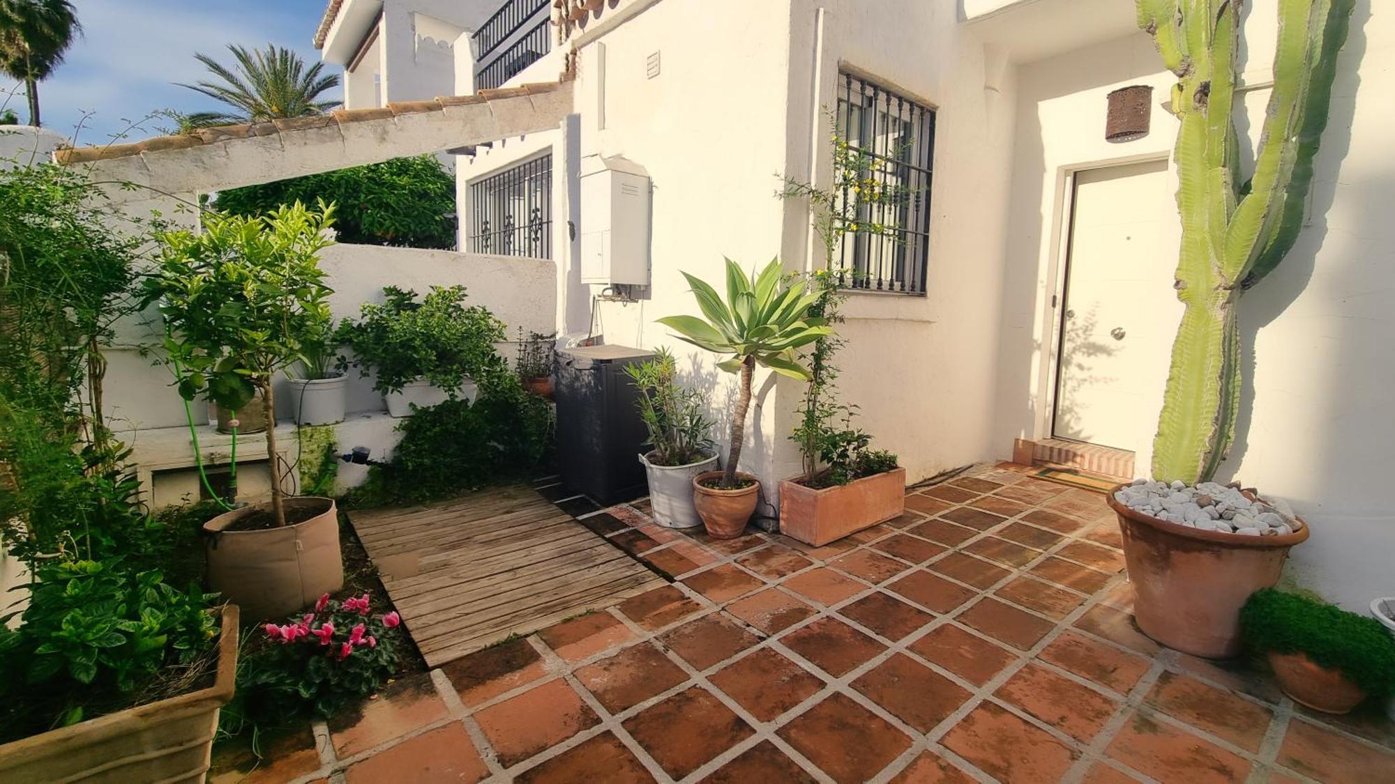 Villa 4 Bed House With Pool Walk To Puerto Banus Fast Internet Marbella Exterior foto